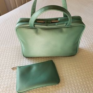 La Mer makeup bag